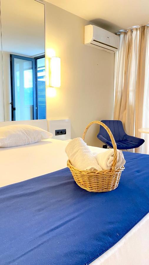 Aparthotel In City Batumi Exterior photo