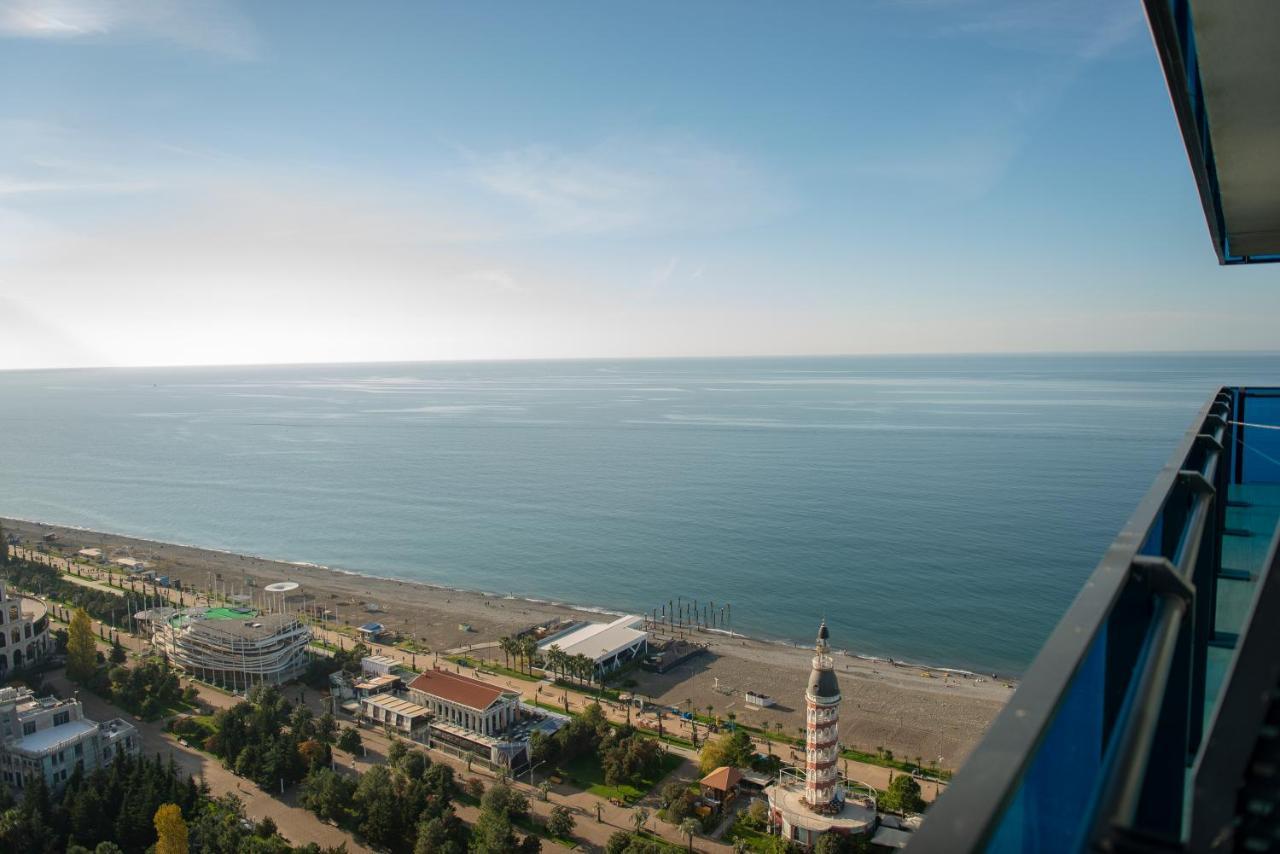 Aparthotel In City Batumi Exterior photo