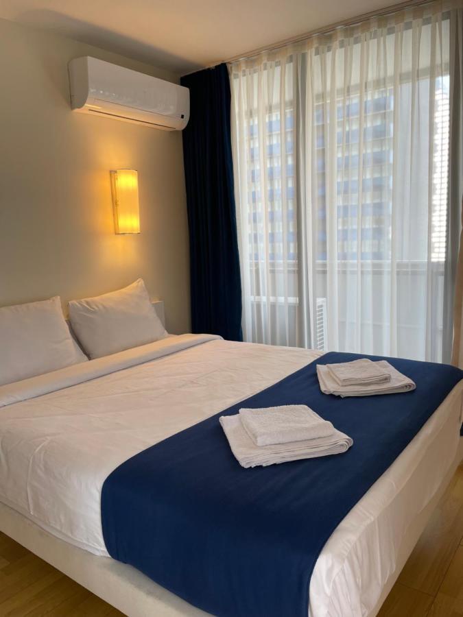 Aparthotel In City Batumi Exterior photo